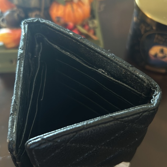 Vintage CHANEL Wallet - Picture 5 of 5